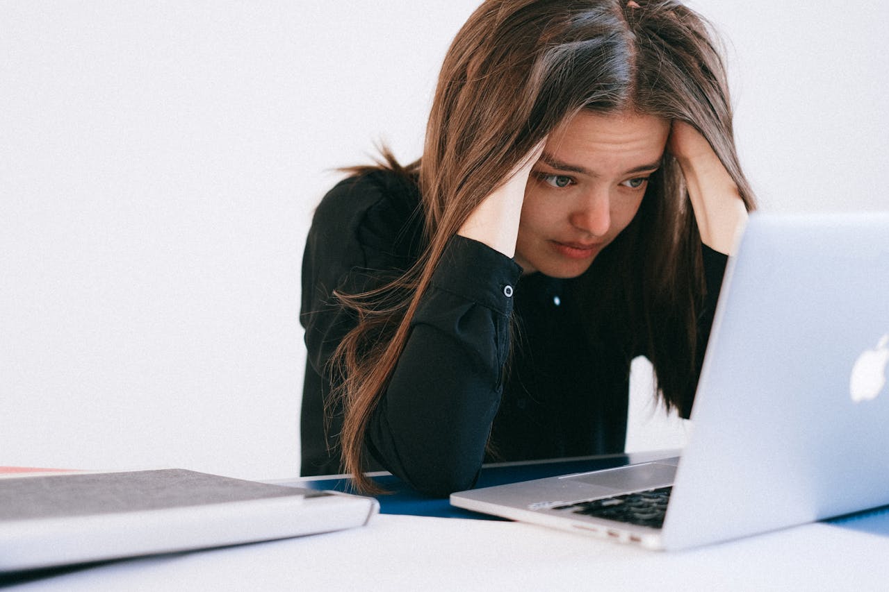 La santé mentale des femmes au travail se dégrade : un enjeu pour les entreprises